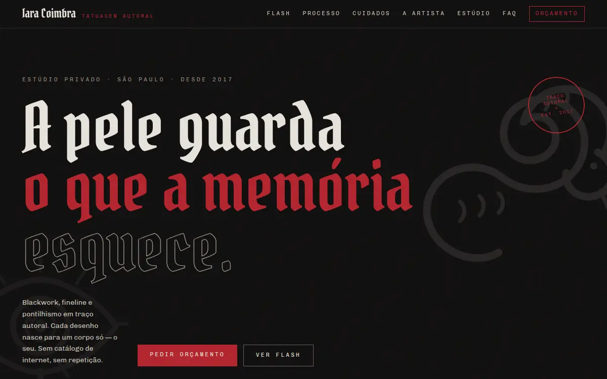 Site brutalista preto com flash sheets de tatuagem em linework